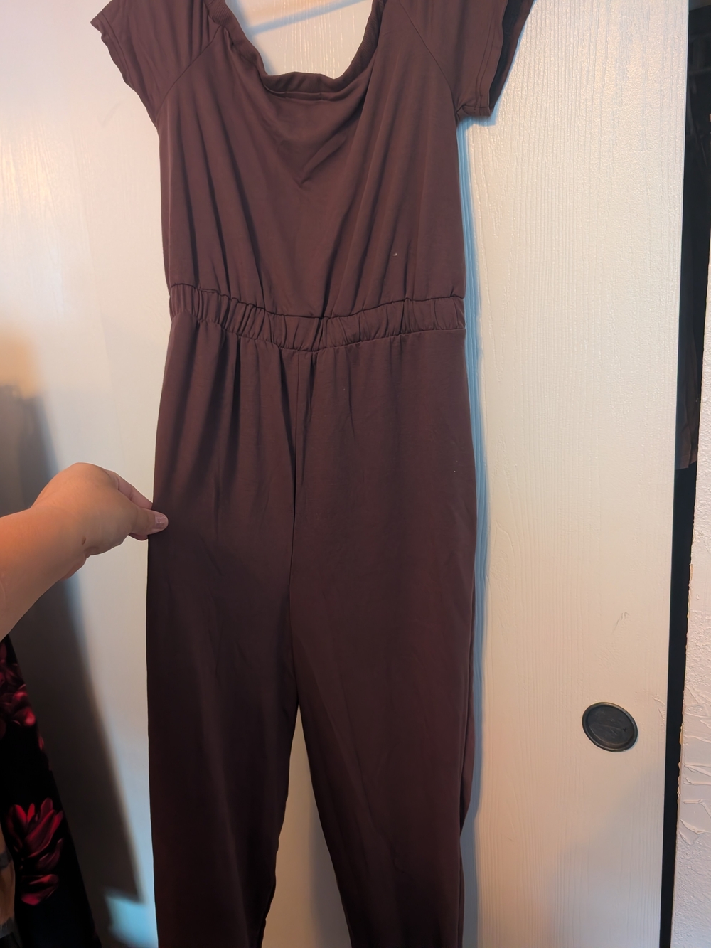 Short-Sleeve Brown Scoop-Neck Jumpsuit